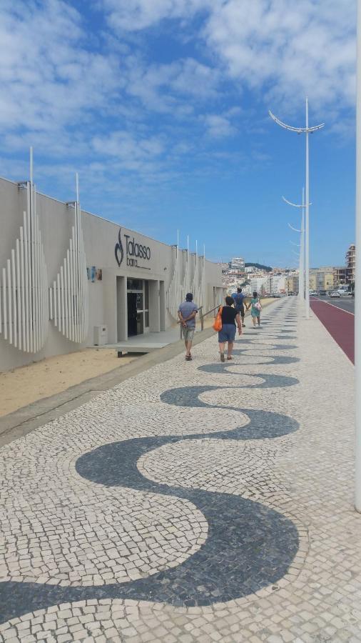 Sonho Do Mar Ap. Appartement Nazaré Buitenkant foto
